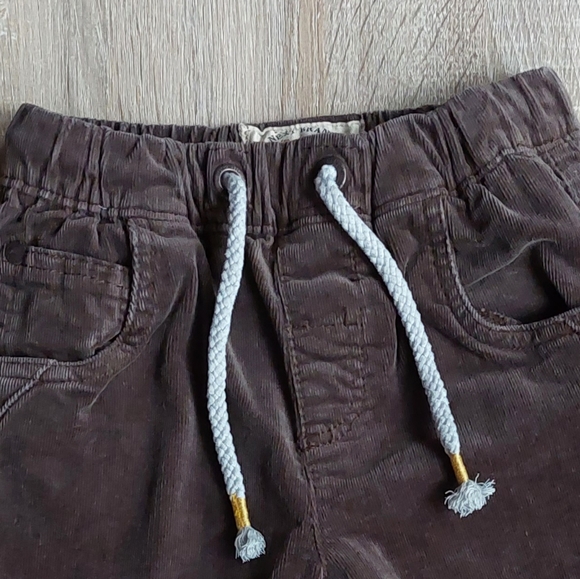 Next Direct like new lined corduroys 4-5 years - Picture 7 of 16